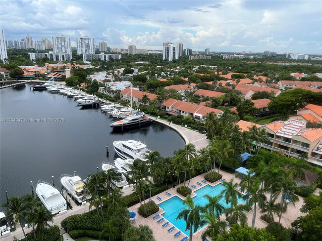 Photo - 3610 Yacht Club Dr Unidad 1511 Rental