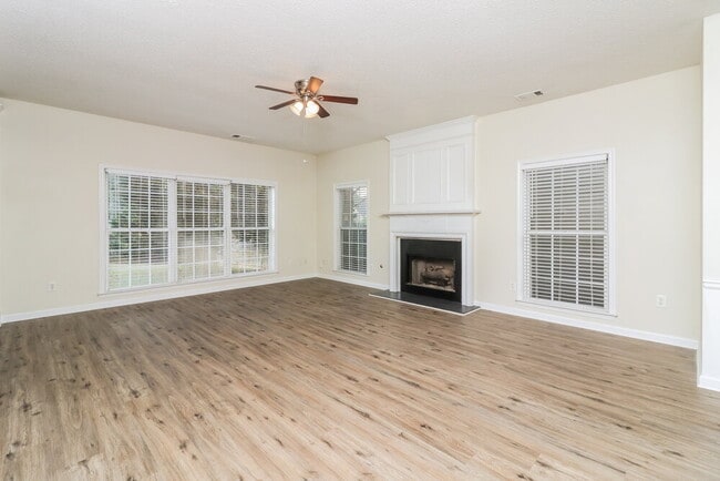 Photo - 410 Citronelle Dr