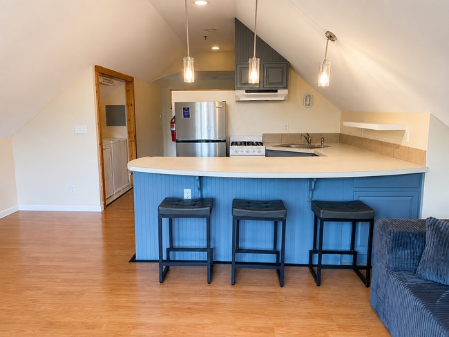Photo - 213-215 Columbia St Unidad Apt 3