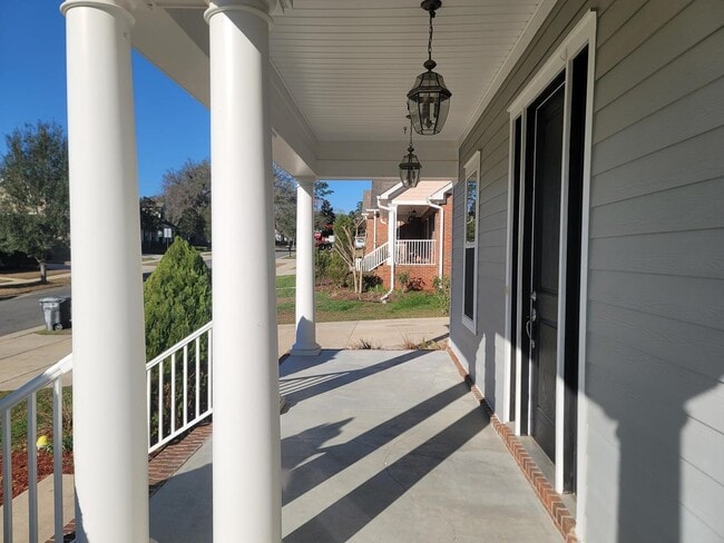 Photo - 2508 Goldenrod Wy