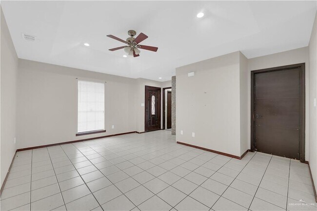 Photo - 19 S 41st St