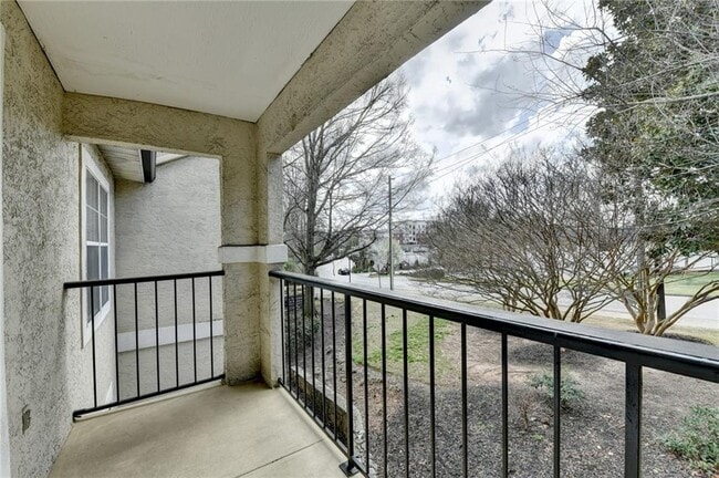 Photo - 3655 Habersham Rd NE Unit 311