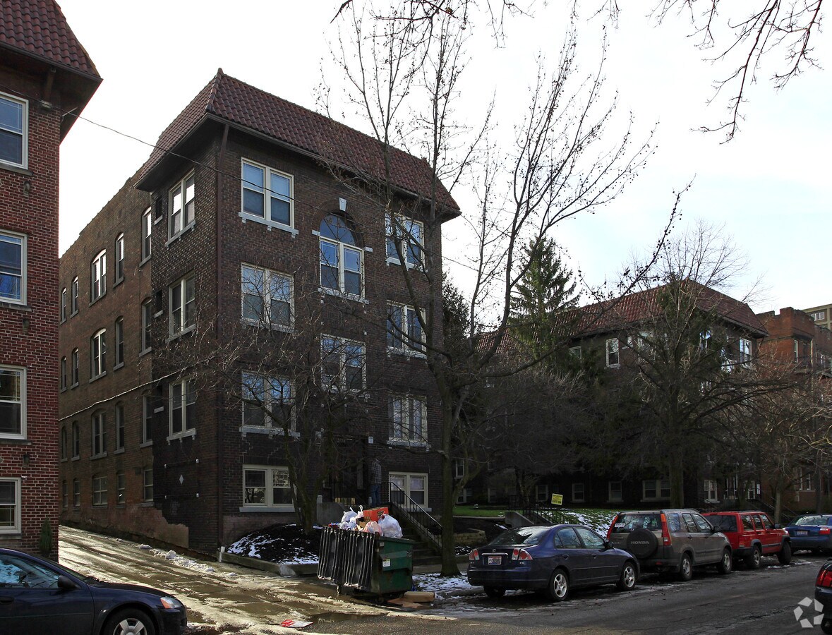 Photo - 2742-2750 Hampshire Rd