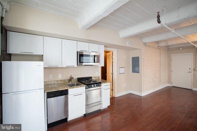 Photo - 1501 Locust St