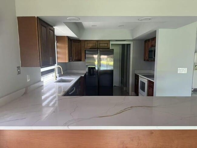Photo - 1600 SW 72nd Ave