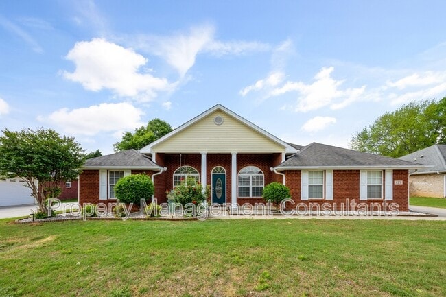 Building Photo - 125 Coldsprings Dr