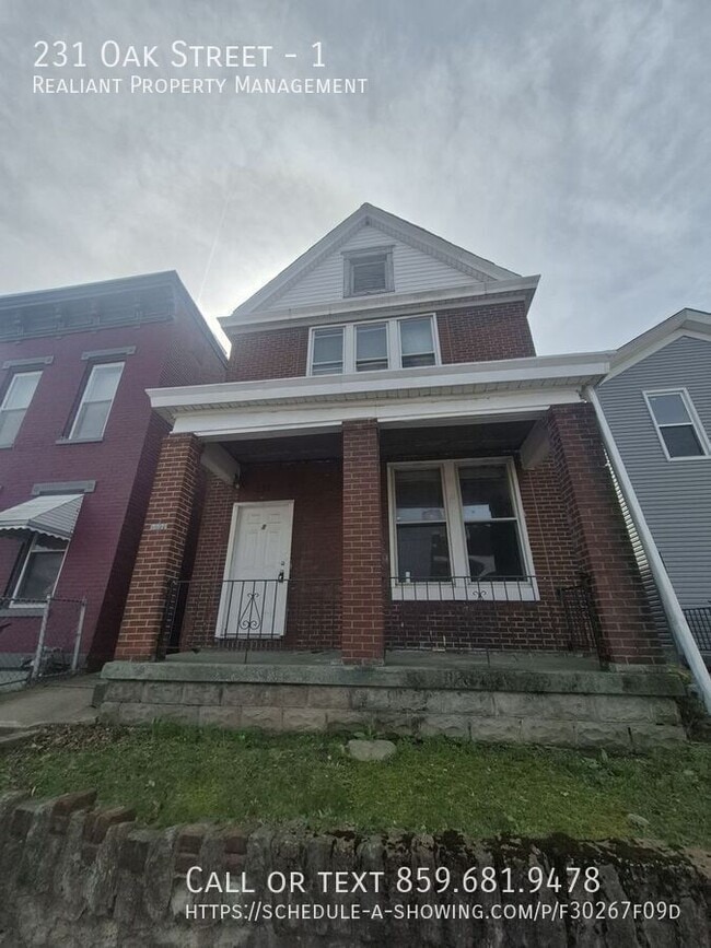 Building Photo - 231 Oak St Unit 1