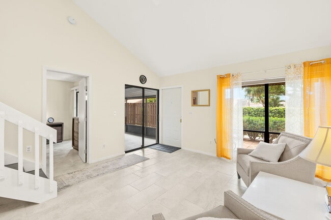 Photo - 7133 Penner Ln