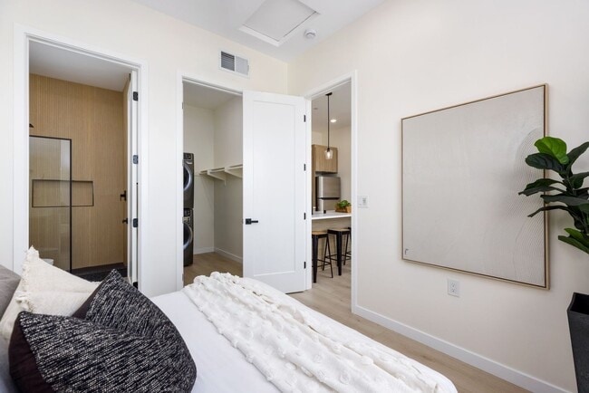 Photo - 5527 Olvera Ave Unit 5527 Olvera Ave 1