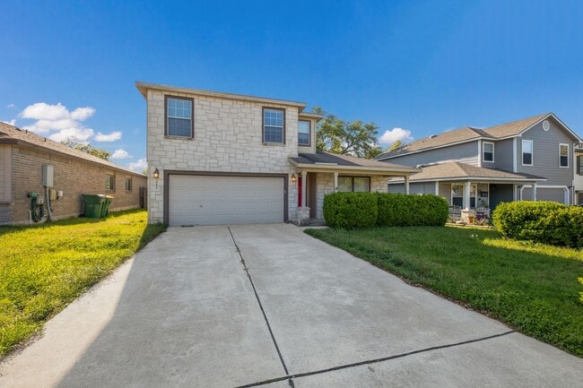 Photo - I month free-Great Neighborhood 4/2.5 in B...