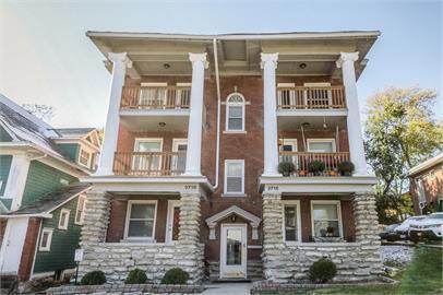 3716 Warwick