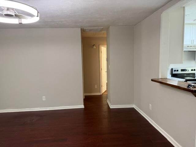 Photo - 2145 Portsmouth Cir