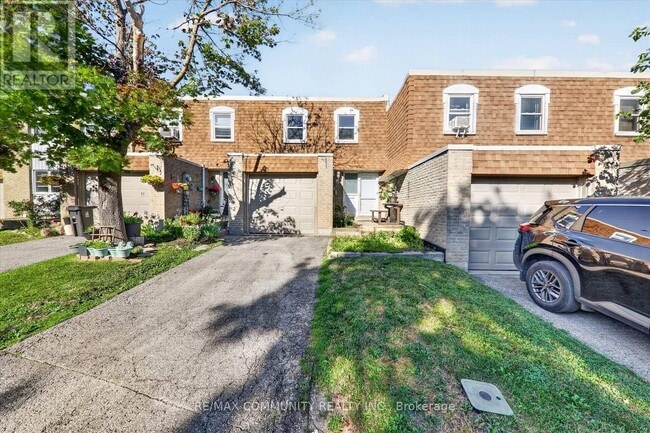 Photo - 850 Huntingwood Dr