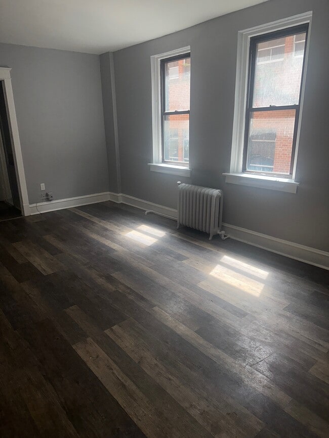 Photo - Minerva Court