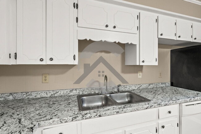 Photo - 2403 Broadview Ave