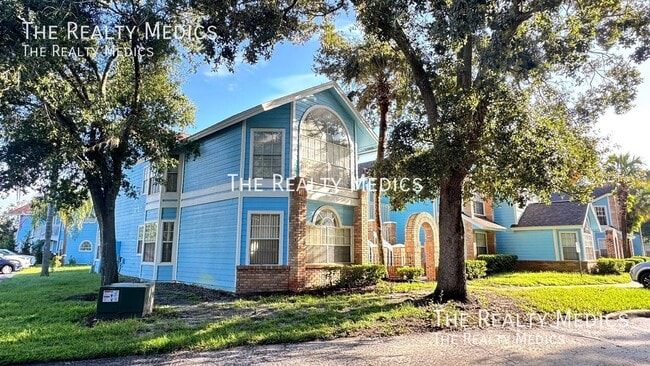 2727 N Poinciana Blvd