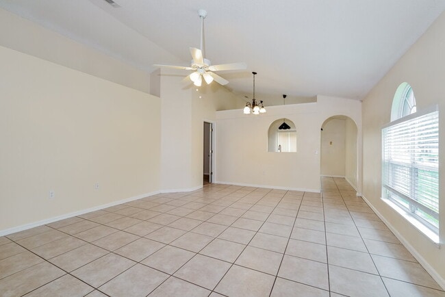 Photo - 12641 Parkbury Dr