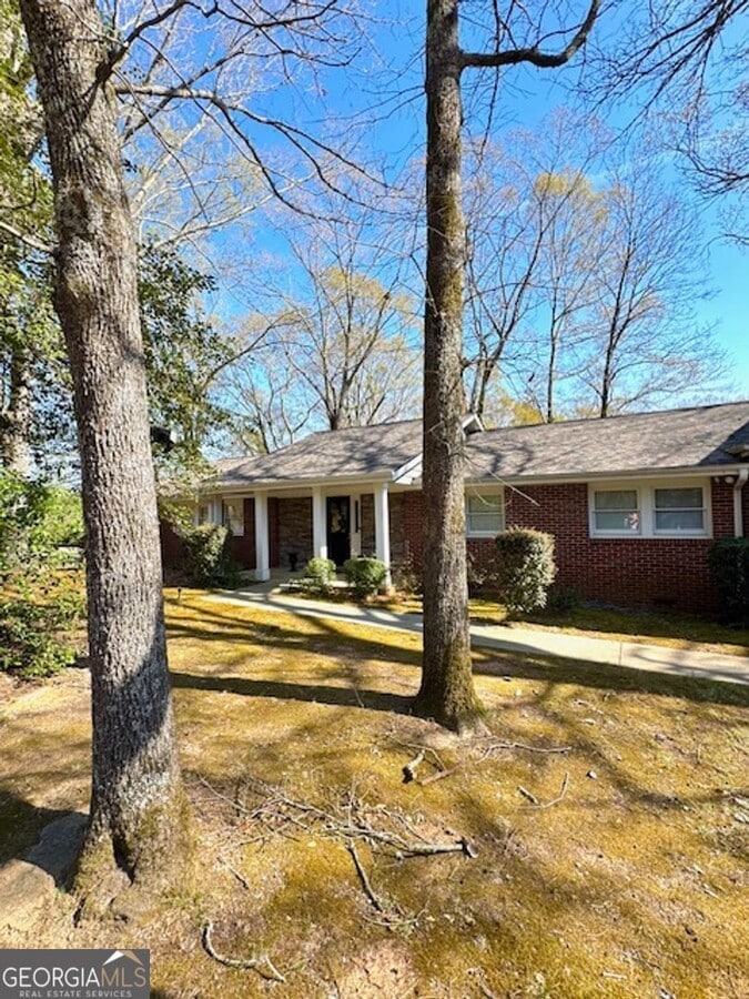 Photo - 1380 Chestnut Hill Rd