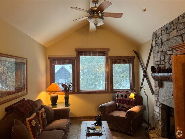 Building Photo - Private & Fully Furnished 1-Bedroom ADU wi... Rental