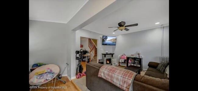 Photo - 1727 Monroe Ave