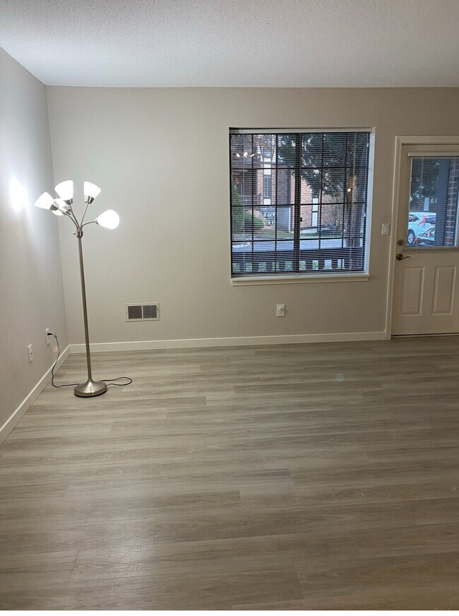 Photo - 365 Mather St Unit 88