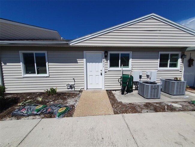 Building Photo - 1911 Orange Blvd Way Rental