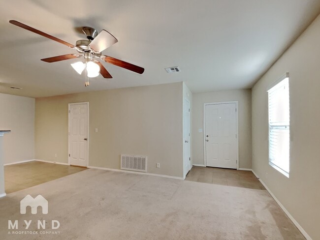 Photo - 5606 N 35th St