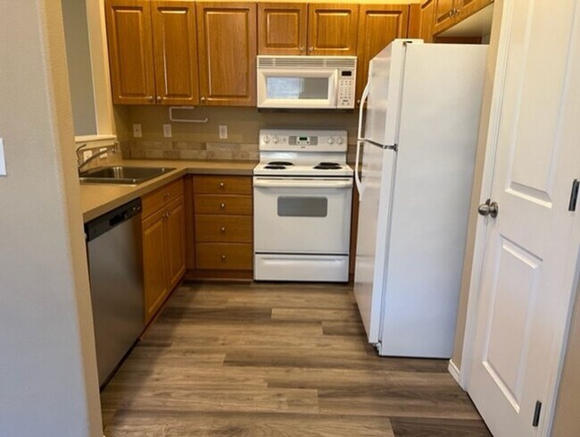 Photo - ga459 Unidad 100