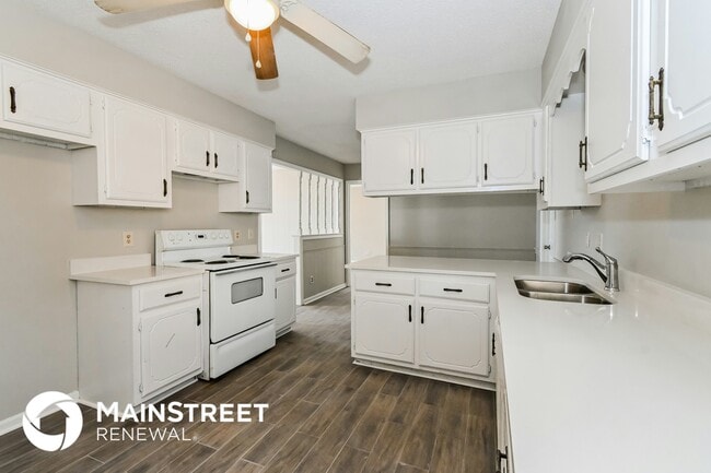 Photo - 4378 Castle Heights Dr