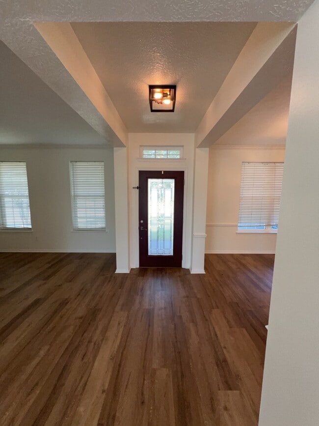 Photo - 8826 Burleson Ct