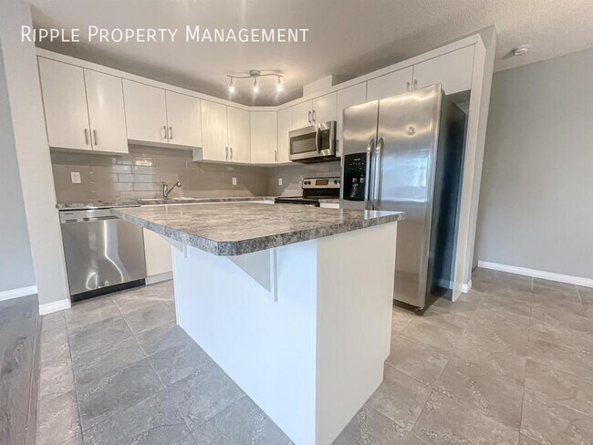 Photo - Great 3 bedroom 2.5 bathroom | End Unit Townhouse