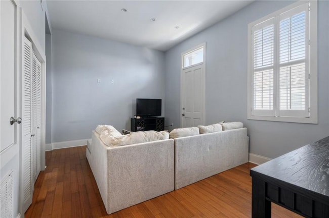 Photo - 1544 Camp St Unit 9