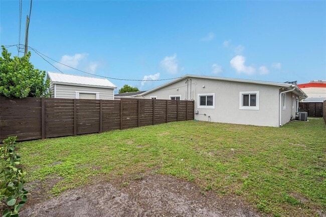 Photo - 130 NW 57th St