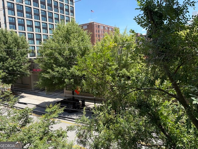 Building Photo - 620 Glen Iris Dr NE Unit 207