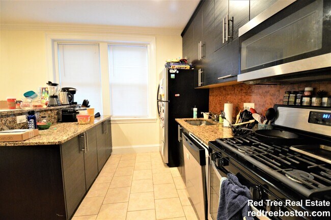 Photo - 73 Thatcher St Unit 101