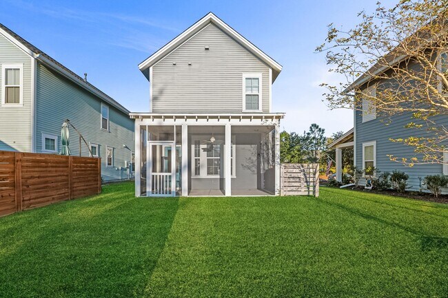 Photo - 313 Oak Bend St