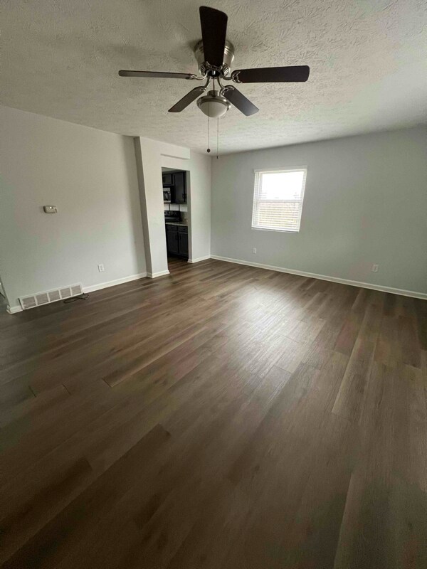 1044 Idylwild Dr Townhome For Rent in Richmond, KY