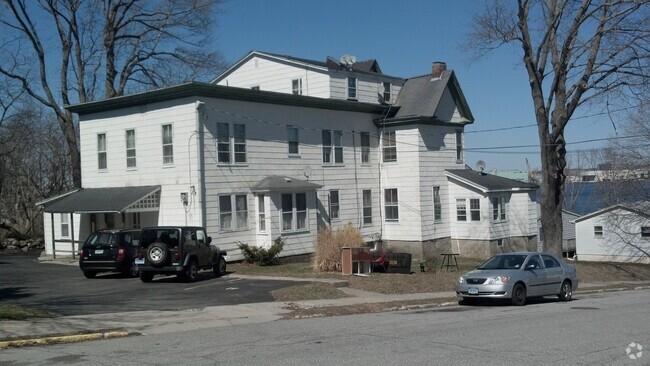 Building Photo - 395 Pequot Ave Unit 4 Rental