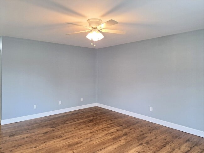 Photo - 151 Oyster Ln