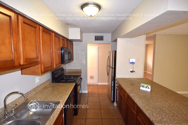 Photo - 8233 W Indianola Ave