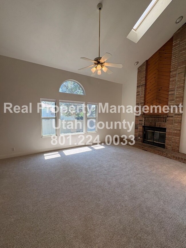 Photo - 56 S 940 E St