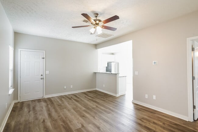 Photo - 2737 Pepperdine Dr