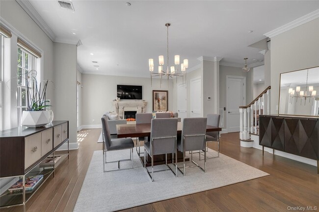 Photo - 402 Grist Mill Cir