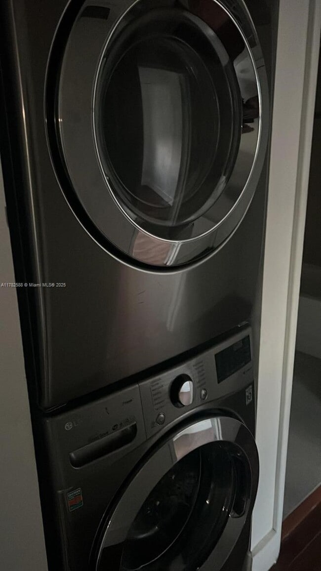 Photo - 7025 Rue Granville Apartment Unit 3