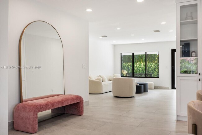 Photo - 615 SW 21st Rd