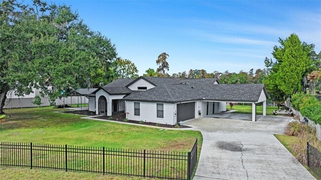 Photo - 15912 Willowdale Rd