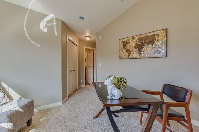 Photo - 8077 NE Miriam Way