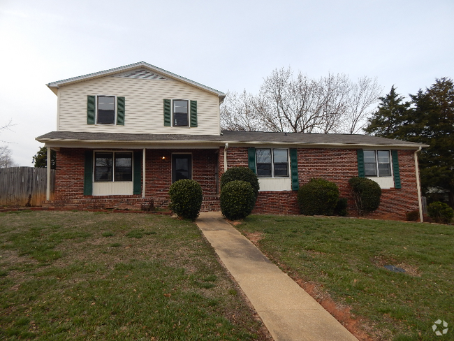 Building Photo - 110 Guilford Ln Rental