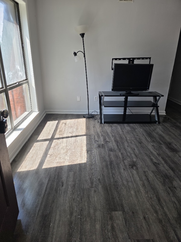 Photo - 615 Carter Ln Unit b5