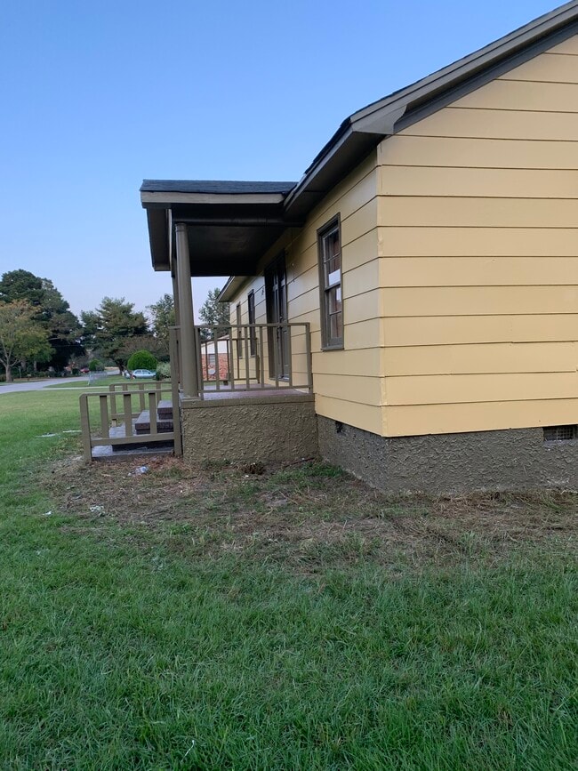 Photo - 522 James St